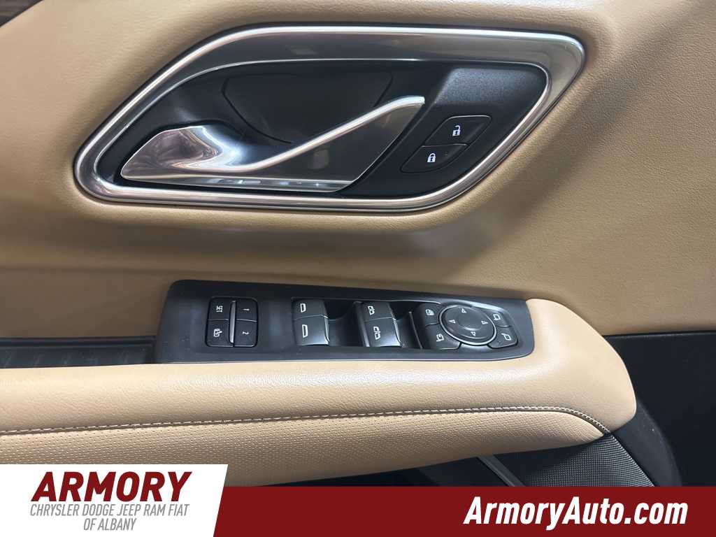 Used 2021 Chevrolet Tahoe Premier w/ Premium Package image 8