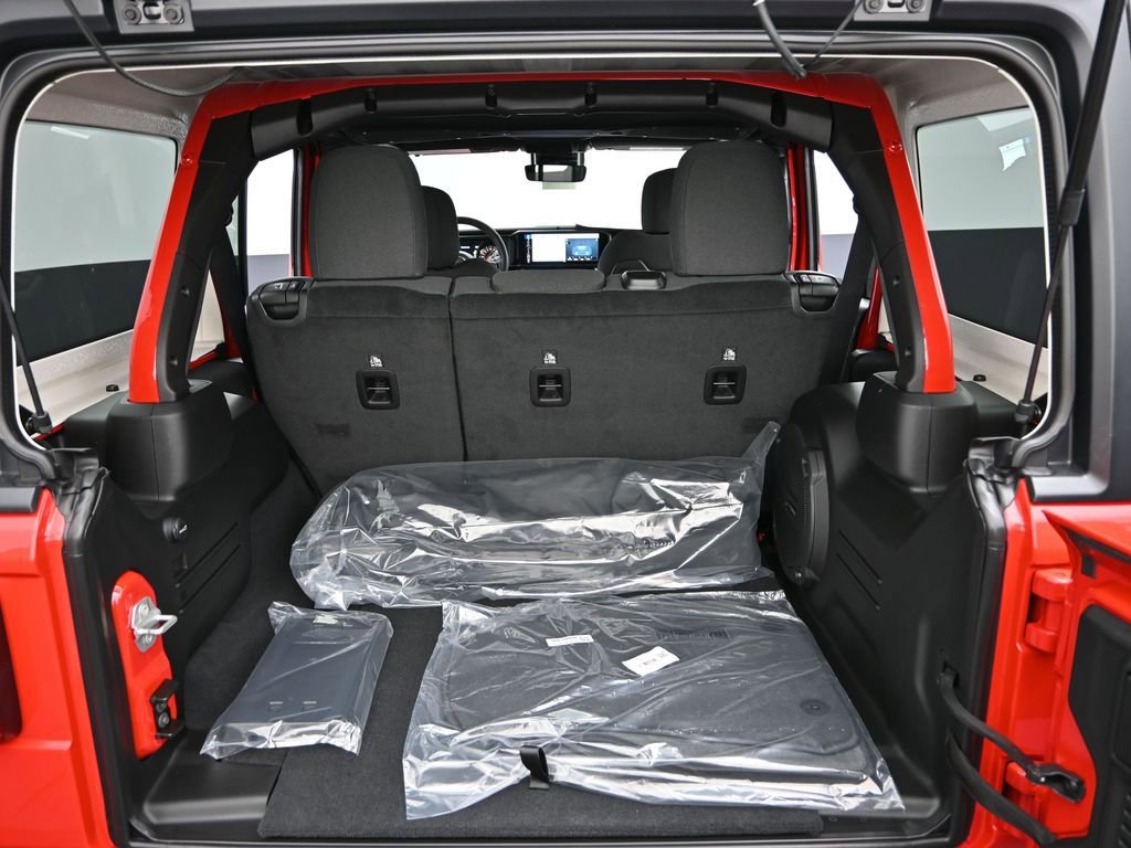 New 2025 Jeep Wrangler Unlimited Rubicon w/ Safety Group image 14