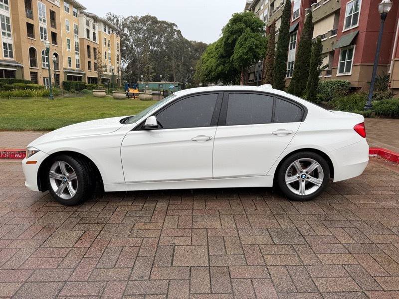 Used 2014 BMW 320i Sedan RWD image 2