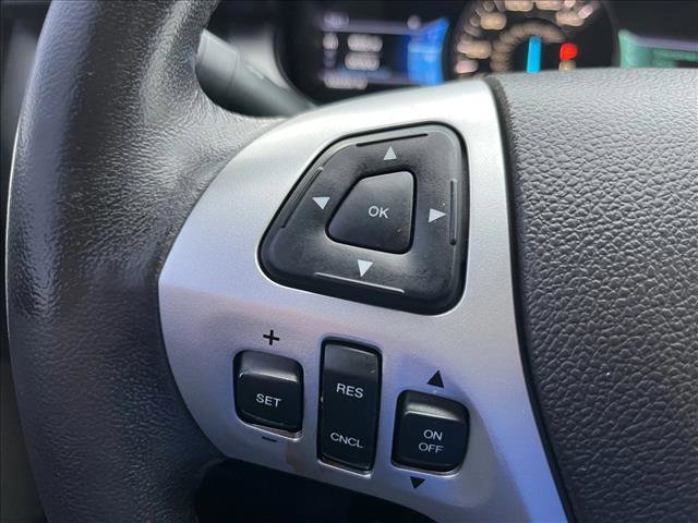 Used 2013 Ford Edge SEL image 16