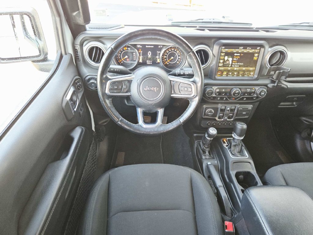 Used 2020 Jeep Wrangler Unlimited Sahara AWD/4WD image 12