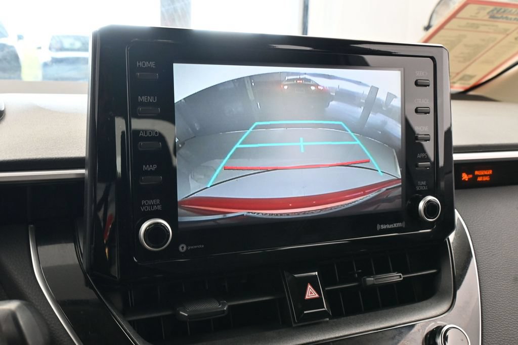 Used 2022 Toyota Corolla LE FWD image 17