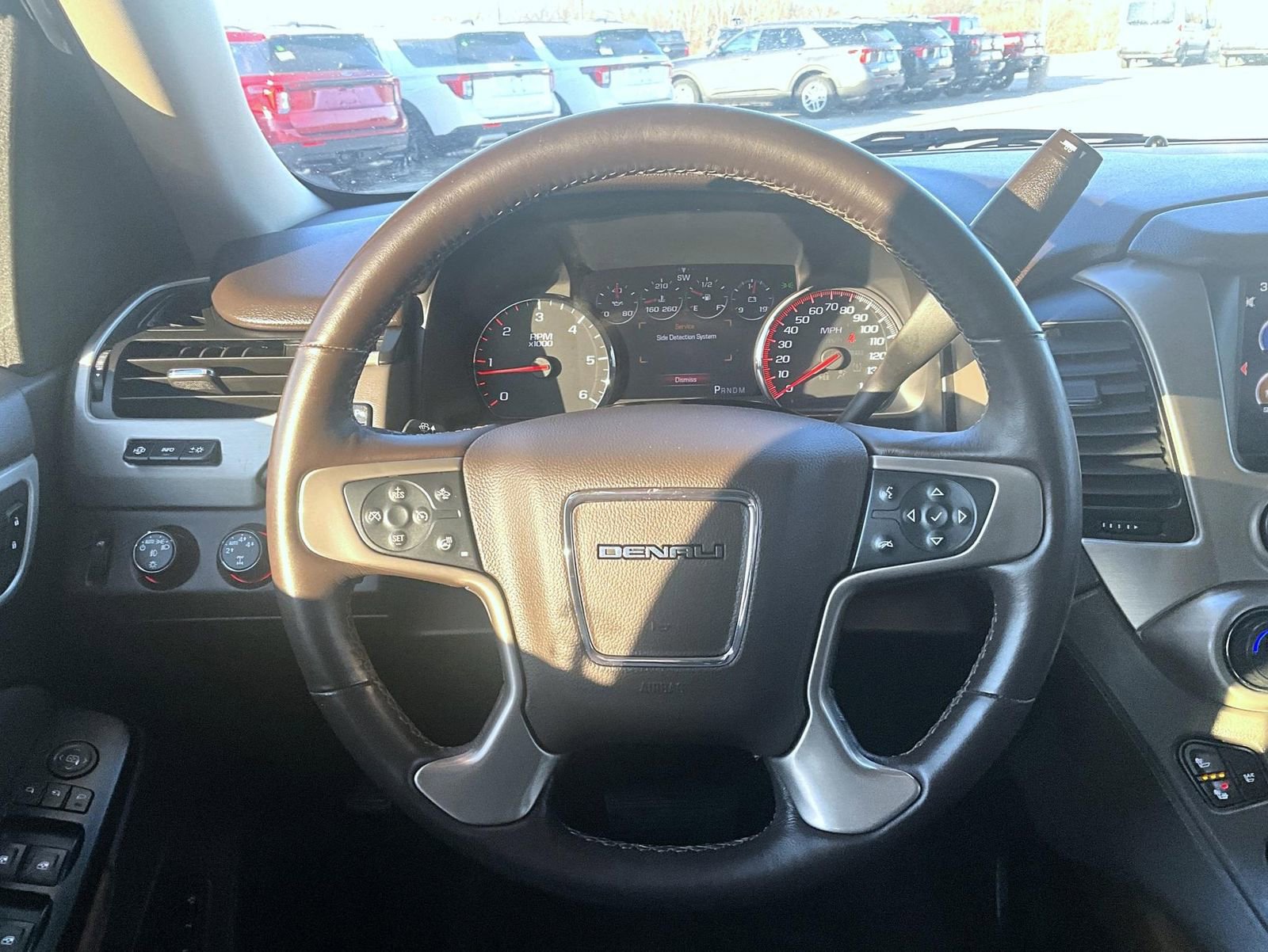 Used 2015 GMC Yukon Denali w/ Touring Package image 11