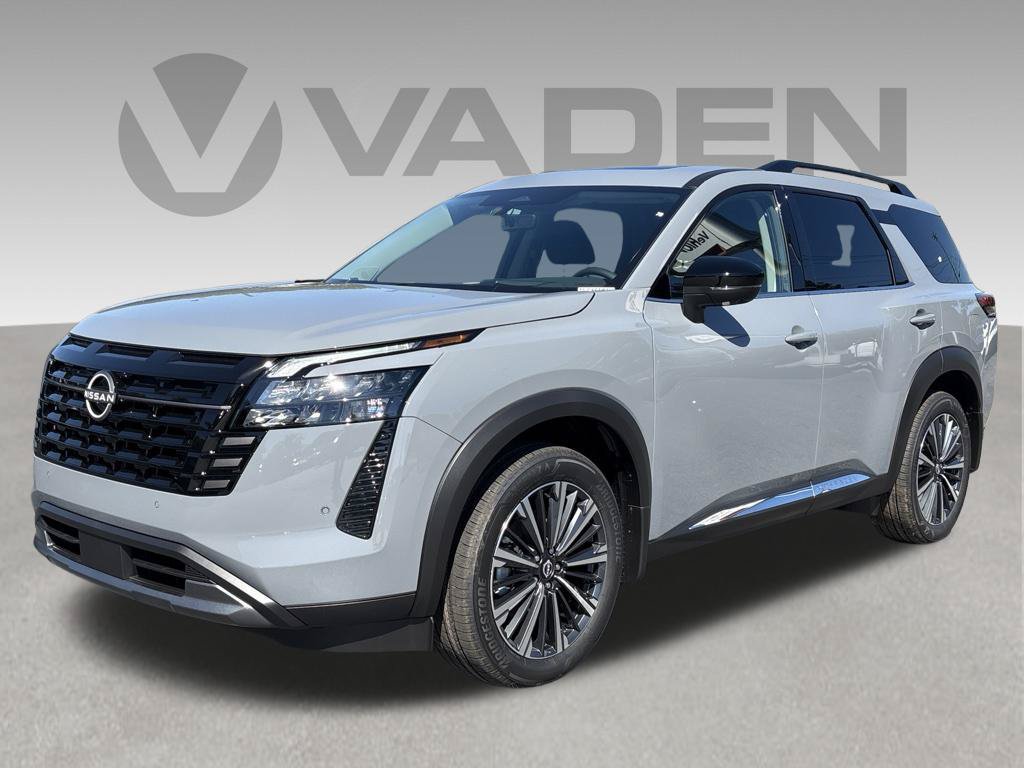 New 2026 Nissan Pathfinder Platinum FWD image 1