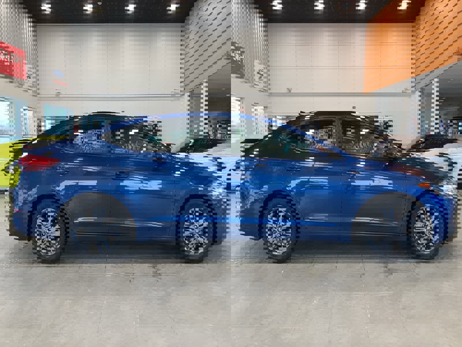 Used 2017 Hyundai Elantra SE image 4