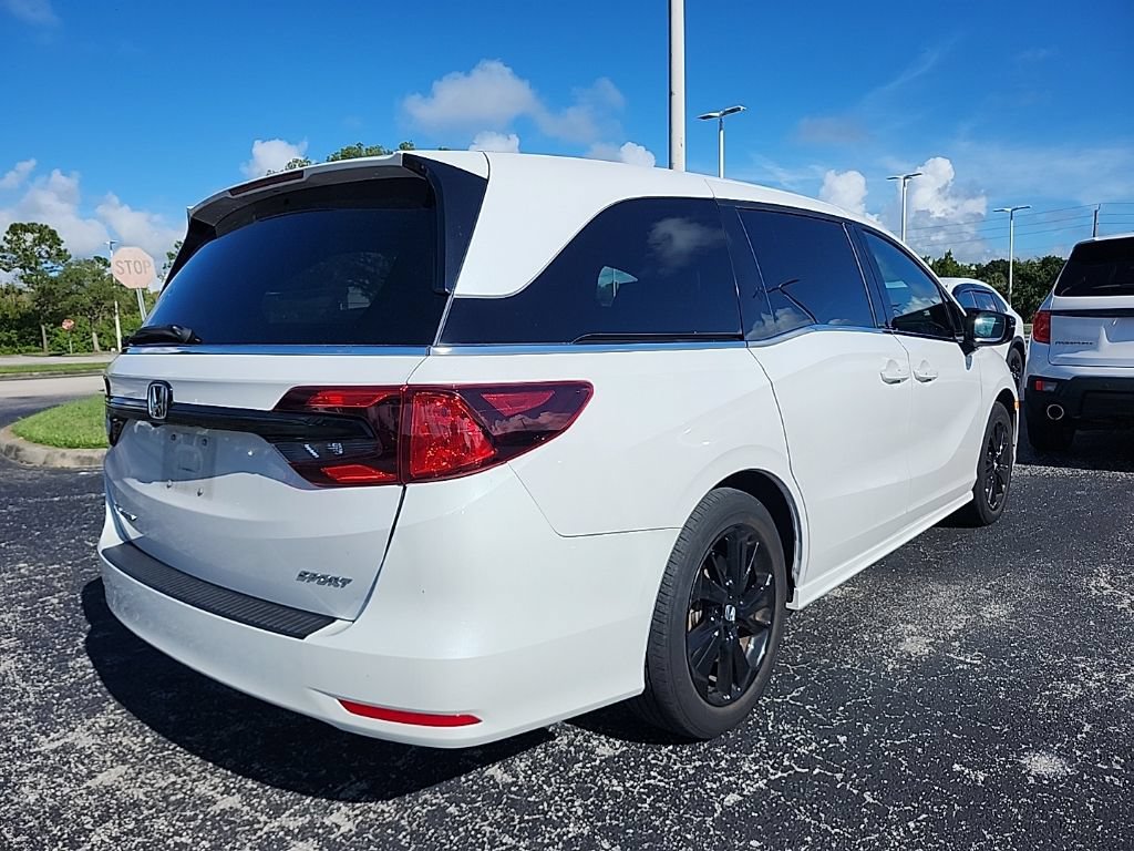 Used 2024 Honda Odyssey Sport image 4