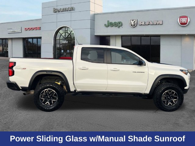 Used 2023 Chevrolet Colorado ZR2 w/ ZR2 Convenience Package III AWD/4WD image 8