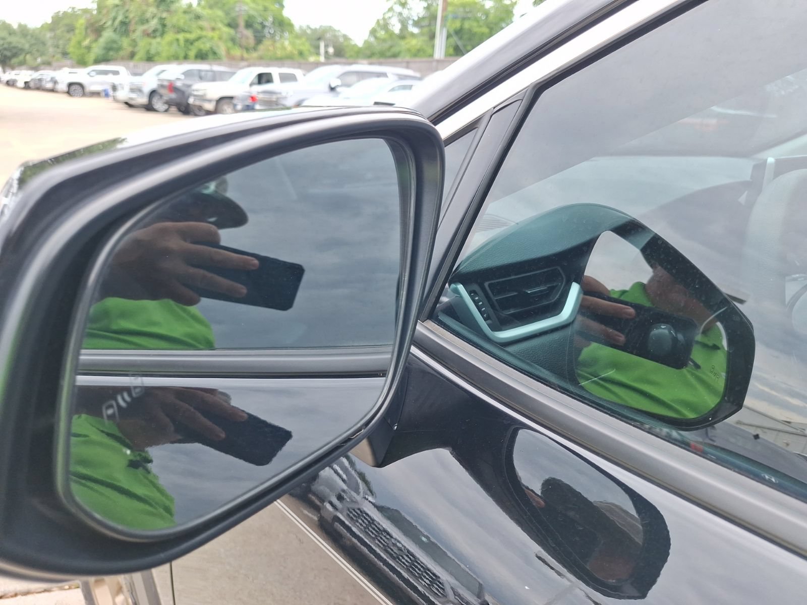 Used 2024 Toyota RAV4 AWD Hybrid image 15