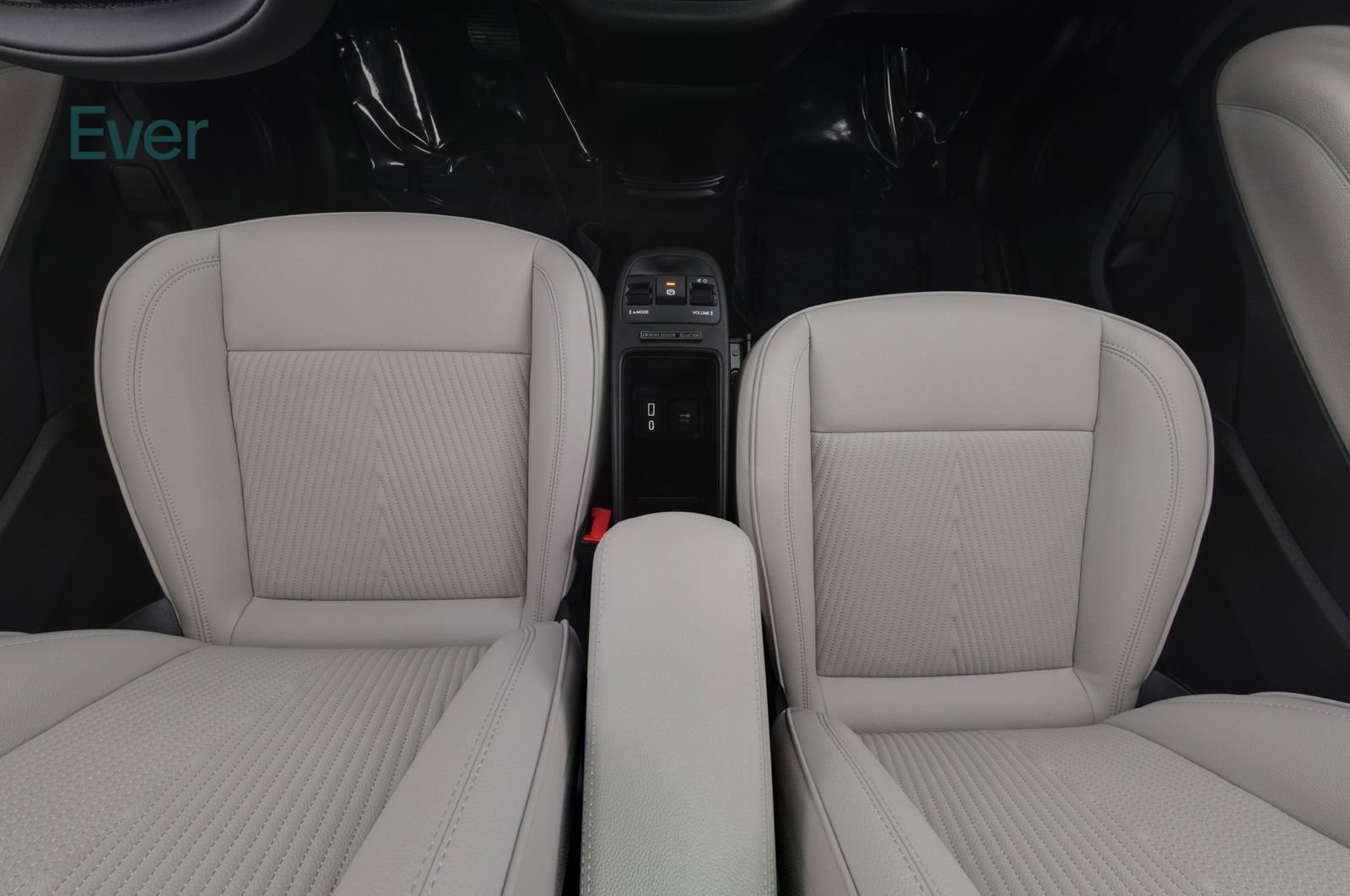 Used 2025 FIAT 500 e FWD image 27
