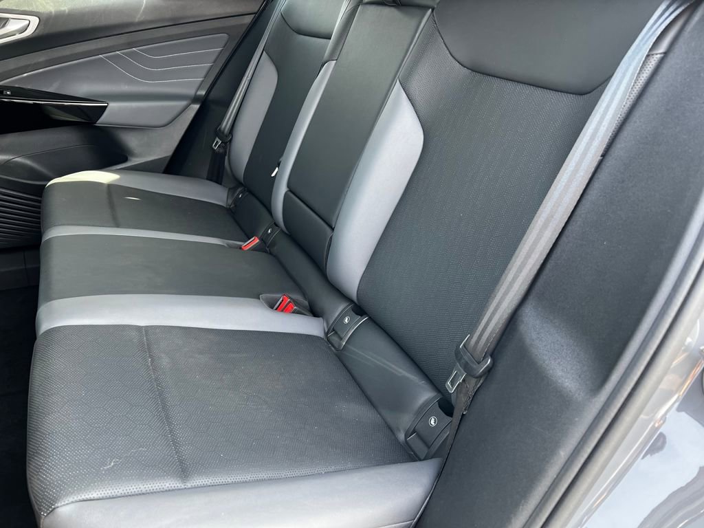 Used 2023 Volkswagen ID.4 Pro S image 16