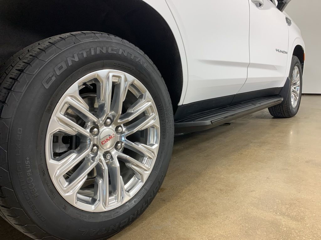 Used 2022 GMC Yukon SLE w/ Gmc Pro Safety Plus Package AWD/4WD image 9