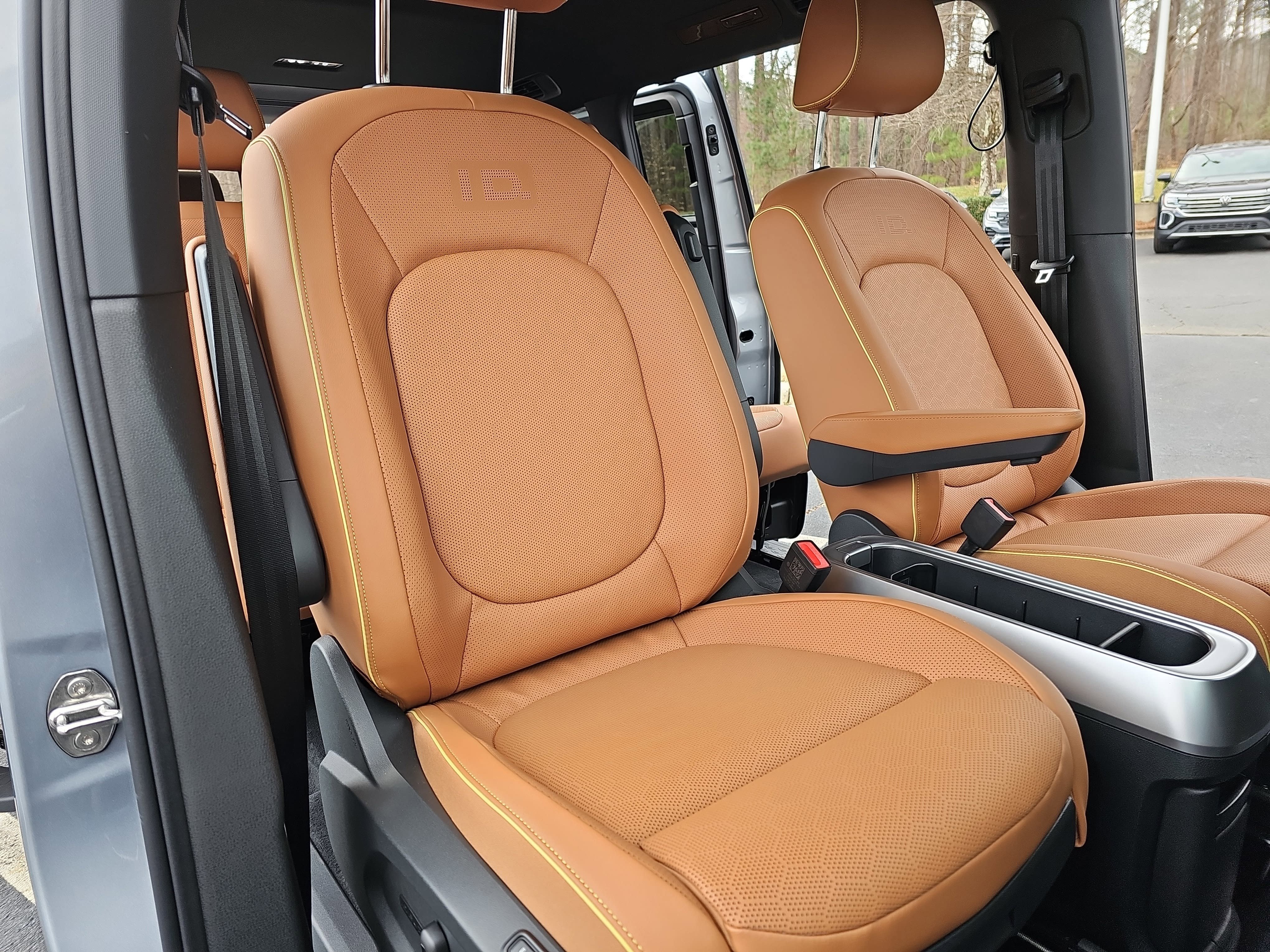 New 2025 Volkswagen ID. Buzz Pro S RWD image 10