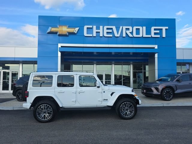 Used 2024 Jeep Wrangler High Altitude AWD/4WD image 2