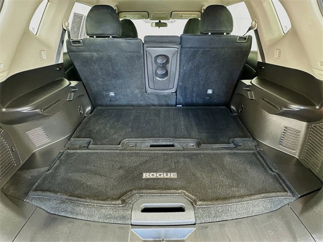 Used 2016 Nissan Rogue S image 23
