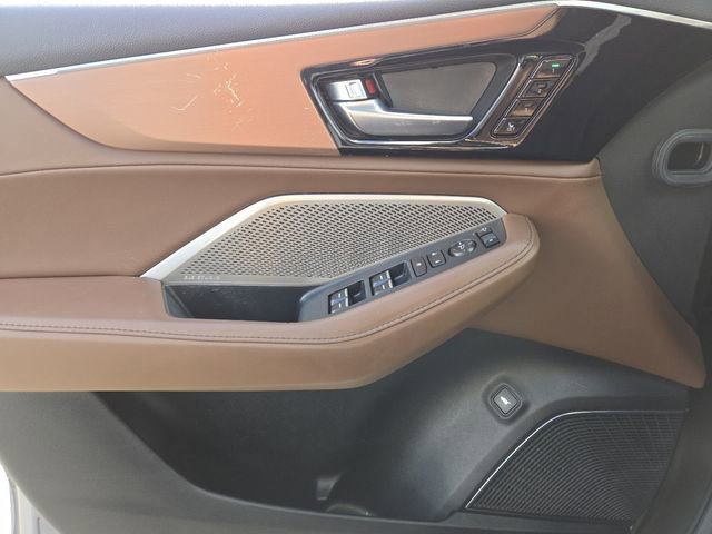 Used 2023 Acura MDX SH-AWD w/ Technology Package image 34