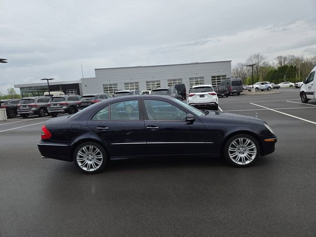 Used 2008 Mercedes-Benz E 350 4MATIC Sedan image 2