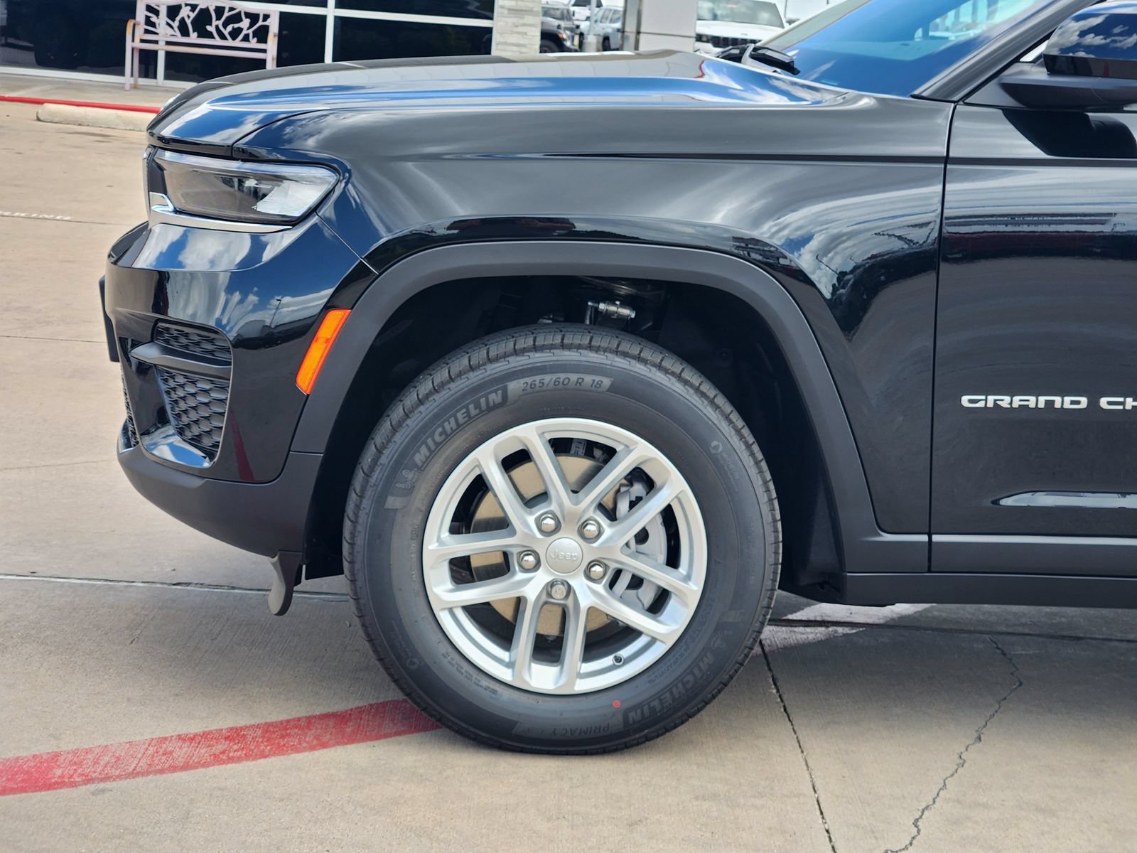 New 2026 Jeep Grand Cherokee Laredo X AWD/4WD image 10