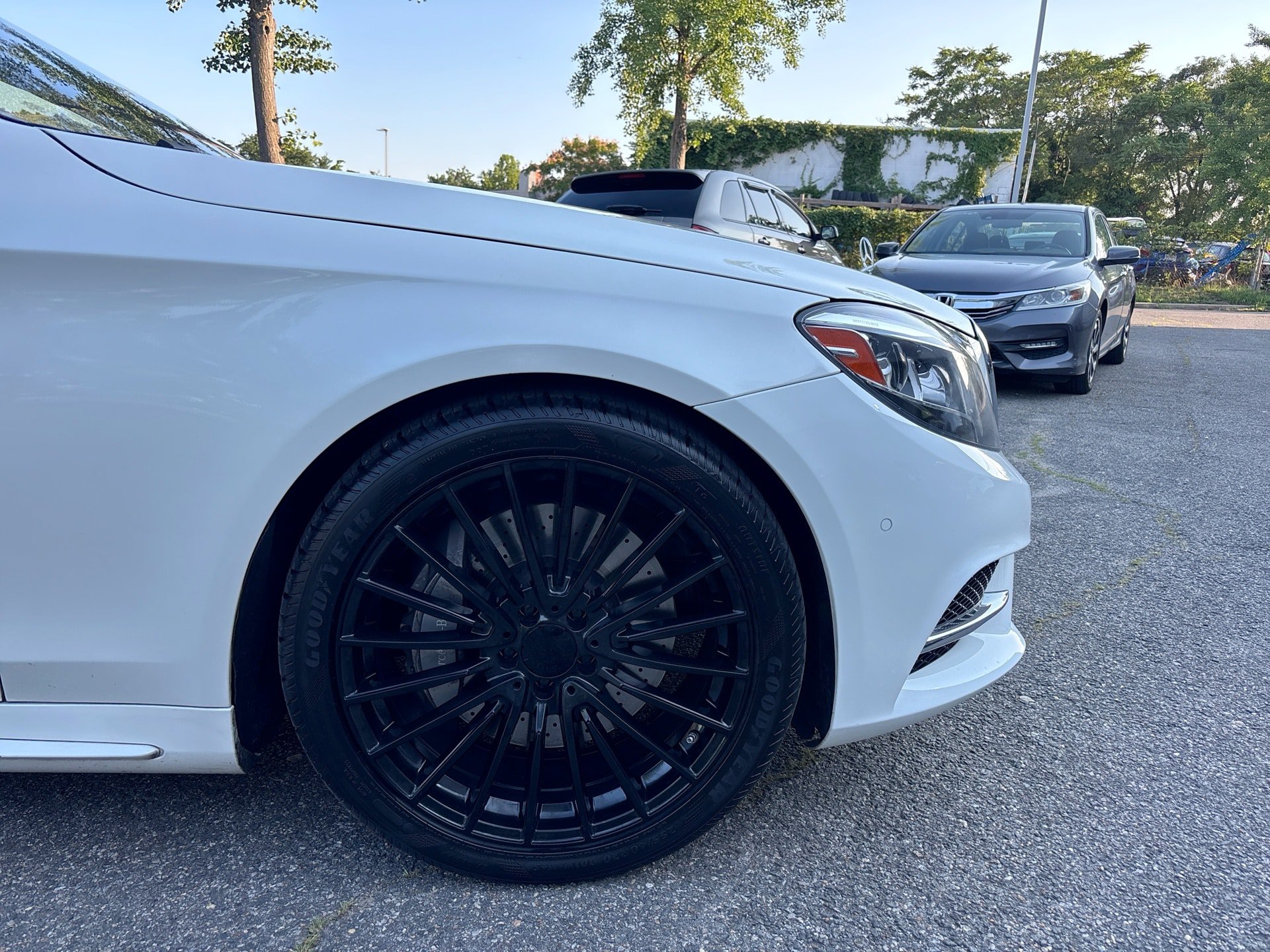 Used 2015 Mercedes-Benz S 550 Sedan image 31