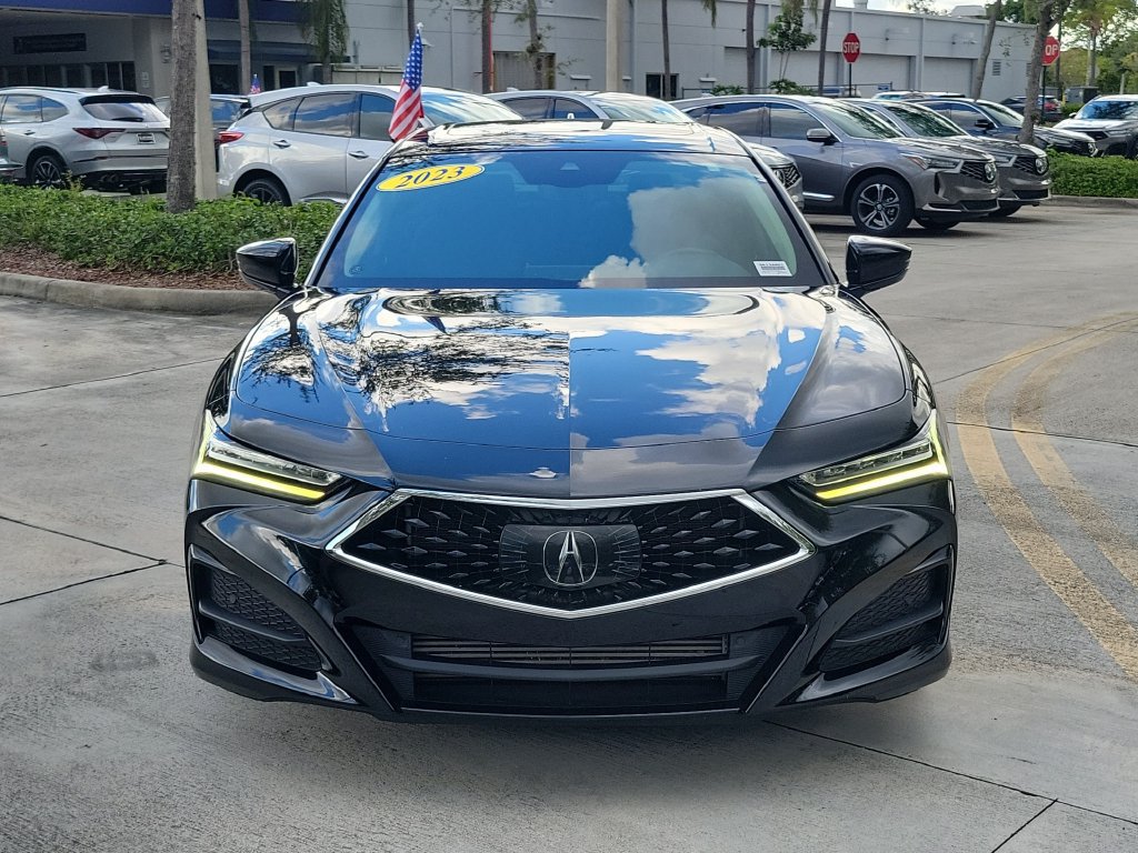 Used 2023 Acura TLX FWD image 2