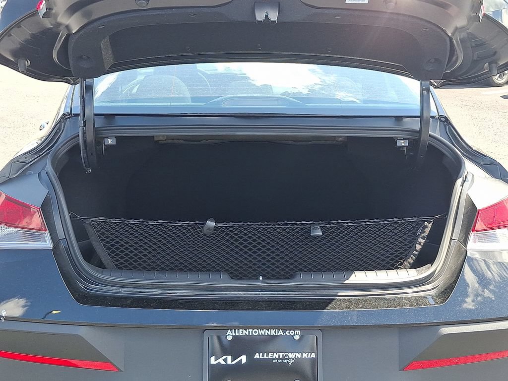 Used 2025 Hyundai Elantra Sport w/ Cargo Package FWD image 27