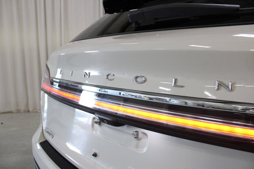 Used 2023 Lincoln Nautilus Reserve w/ Equipment Group 201A AWD/4WD image 33