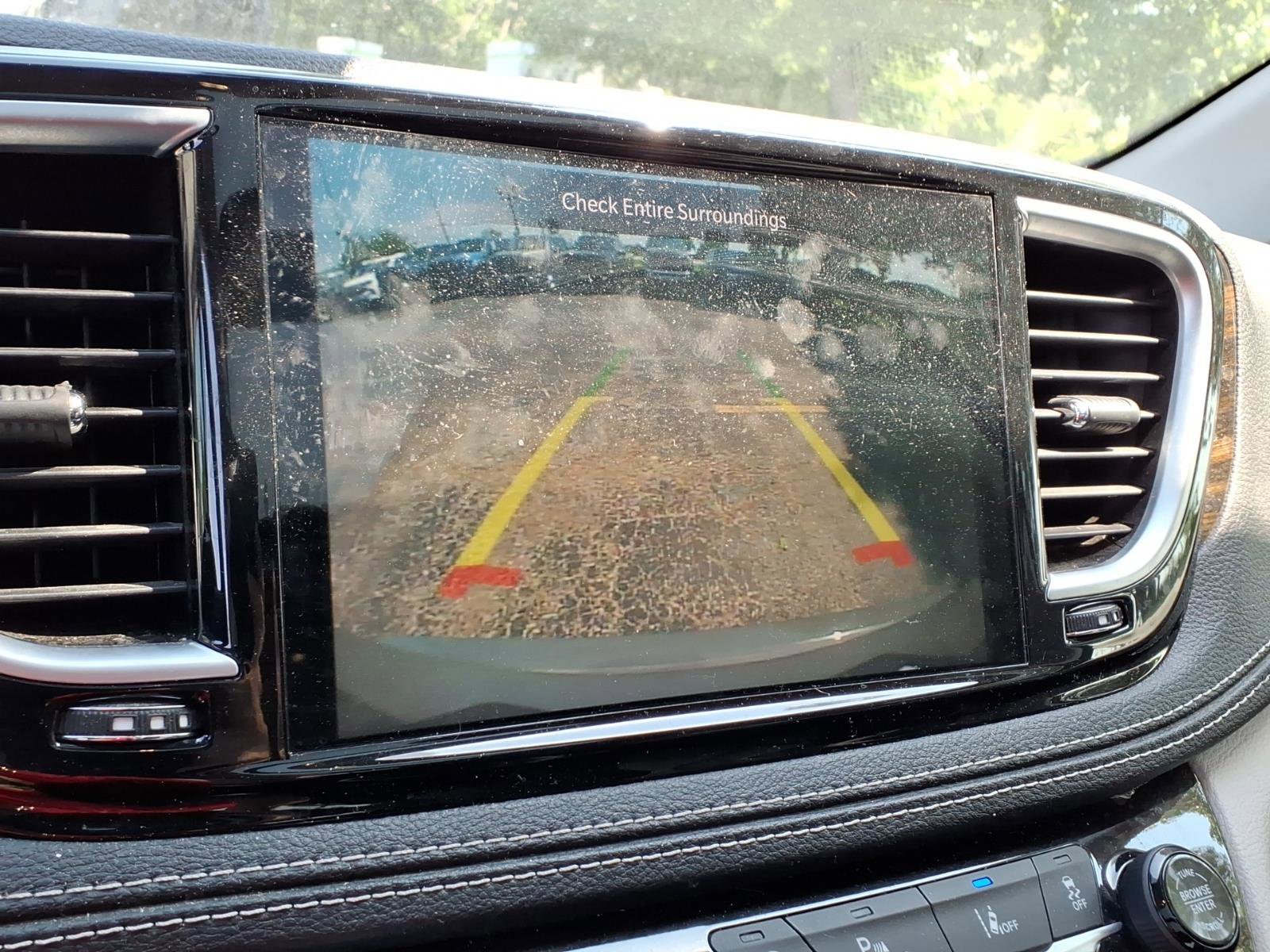 Used 2023 Chrysler Pacifica Limited FWD image 14