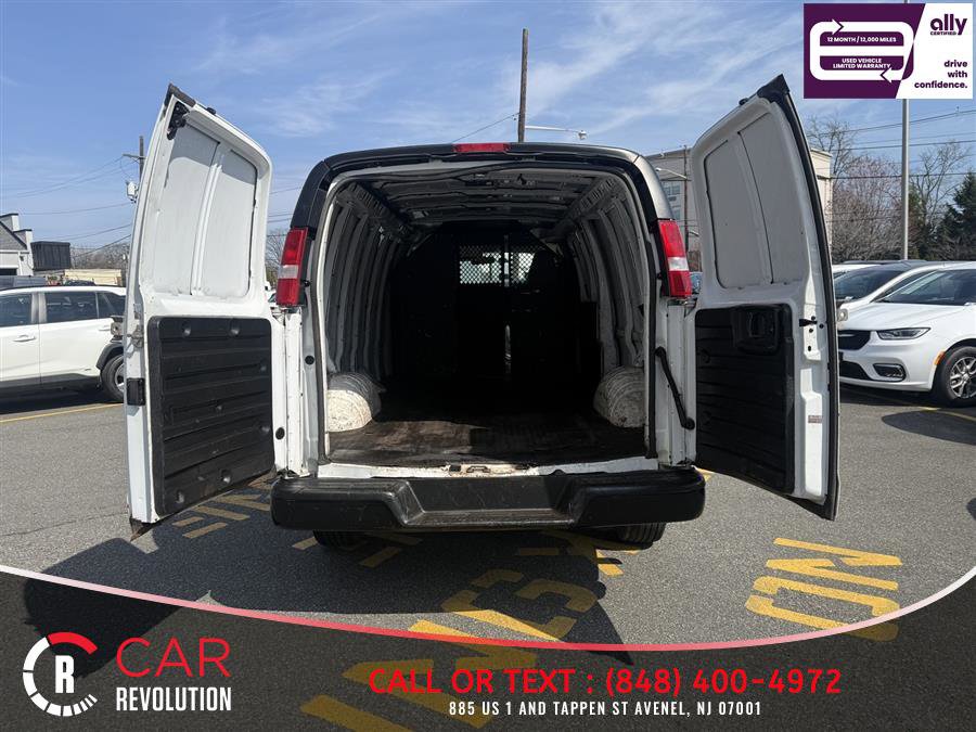 Used 2021 Chevrolet Express 3500 Extended w/ Driver Convenience Package RWD image 6