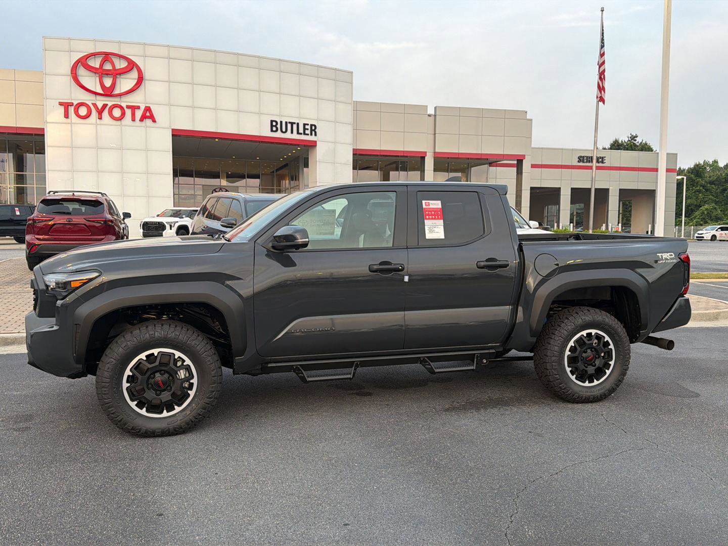 New 2026 Toyota Tacoma TRD Off-Road AWD/4WD image 3