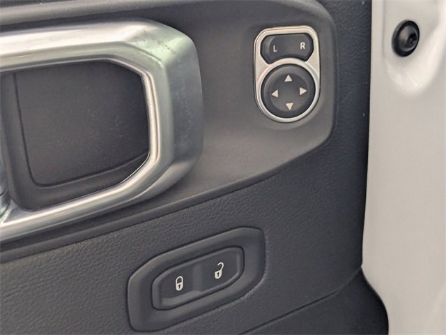 Used 2022 Jeep Gladiator Mojave w/ Trailer Tow Package image 11