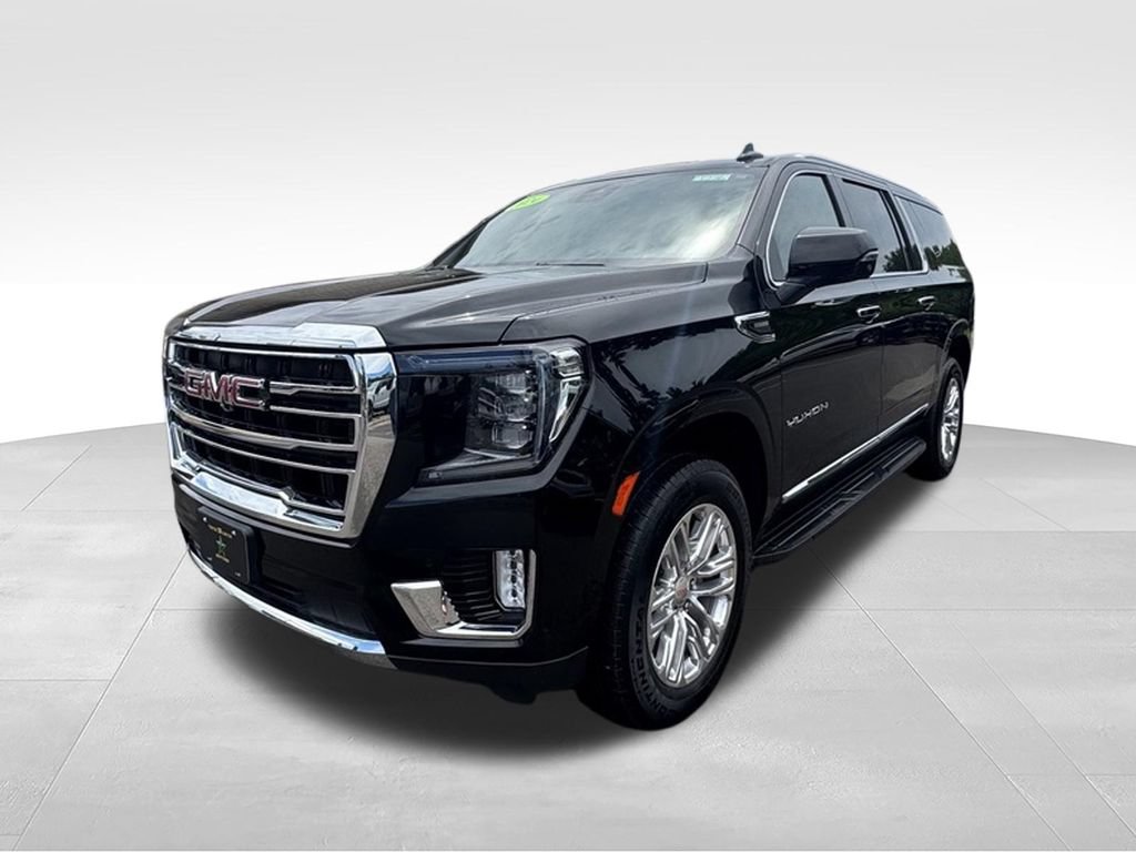 Used 2024 GMC Yukon XL SLT w/ SLT Luxury Package AWD/4WD image 2