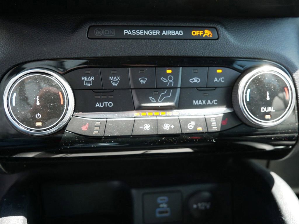 Used 2022 Ford Escape SEL w/ Technology Package image 25