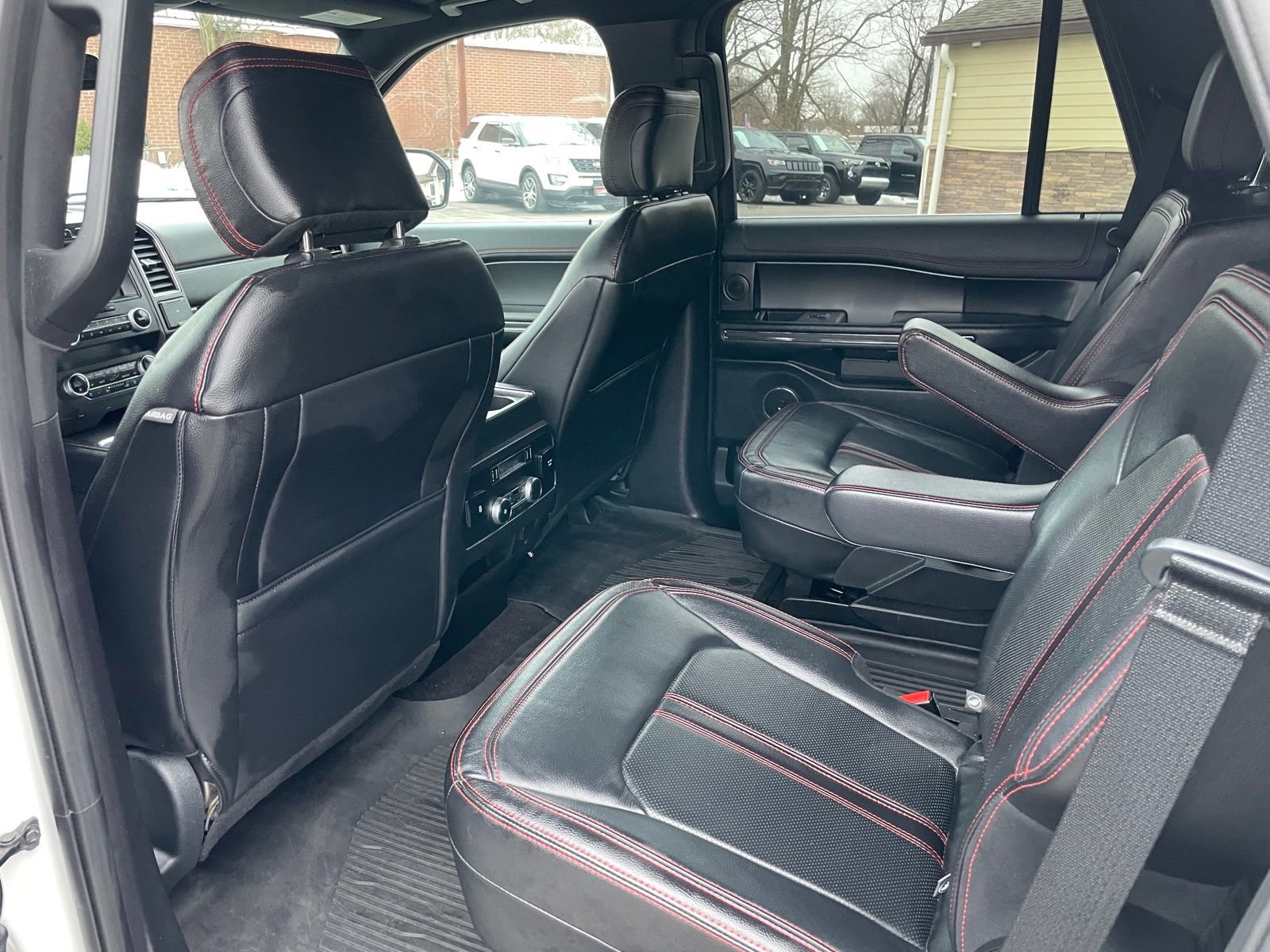Used 2020 Ford Expedition Limited w/ Equipment Group 303A image 23