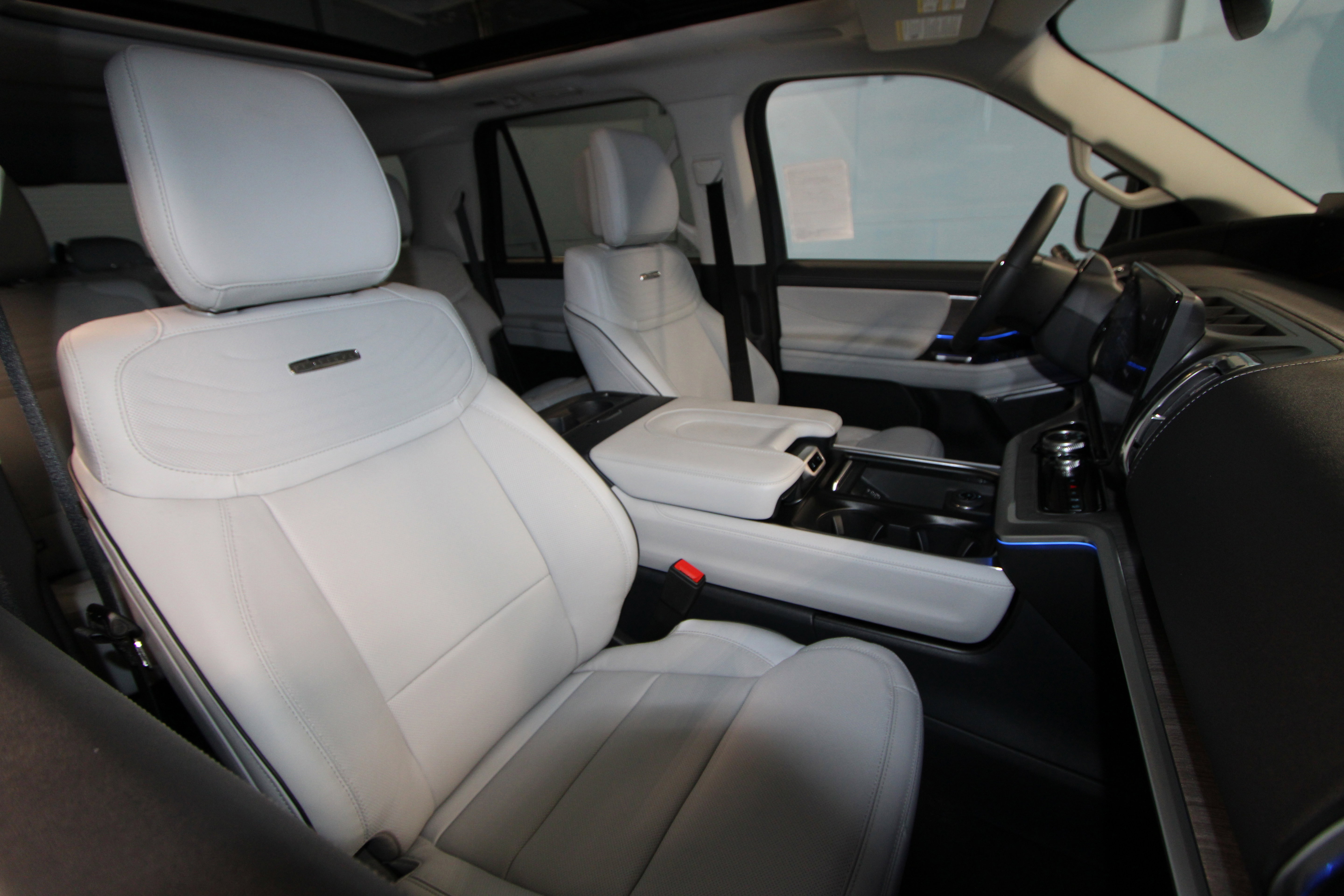 New 2026 Ford Expedition Max Platinum AWD/4WD image 23