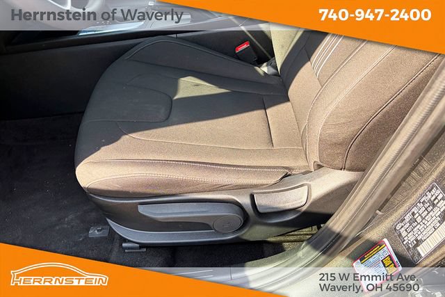 Used 2024 Hyundai Elantra SEL FWD image 15