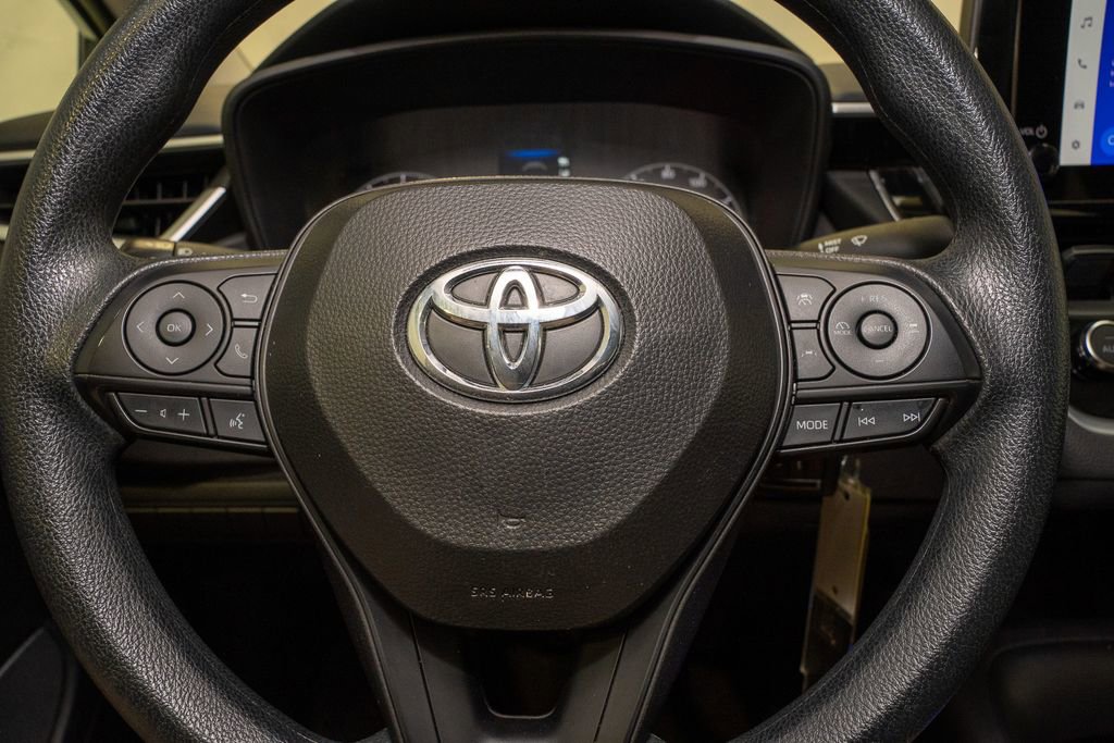 Used 2024 Toyota Corolla LE image 17