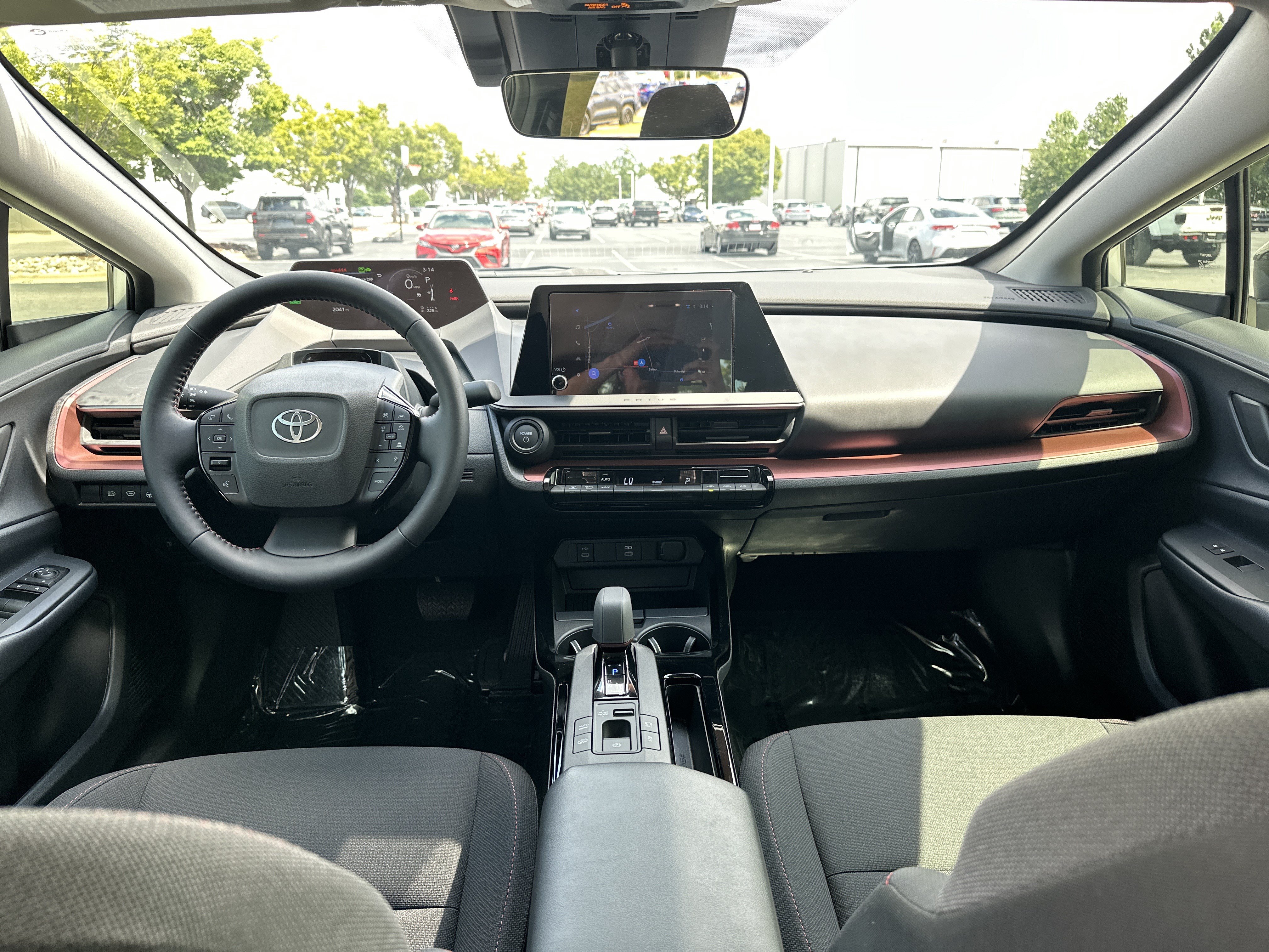 Certified 2026 Toyota Prius Plug-In Hybrid FWD image 29