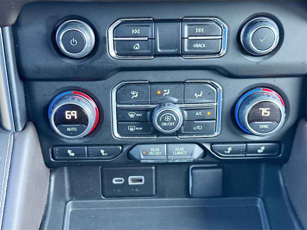 Used 2024 Chevrolet Tahoe LT image 15