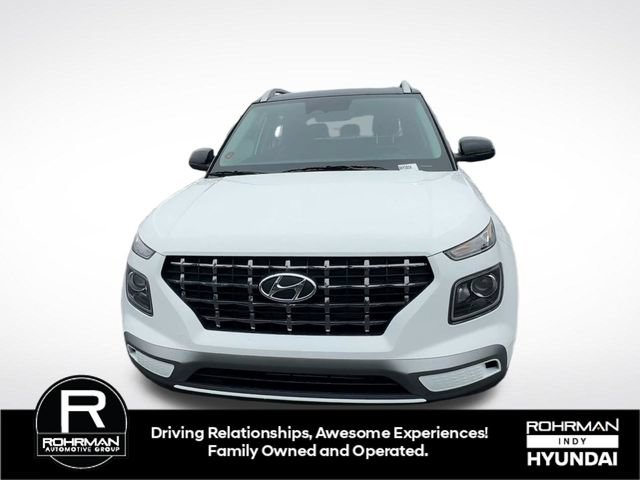 New 2026 Hyundai Venue SEL FWD image 3