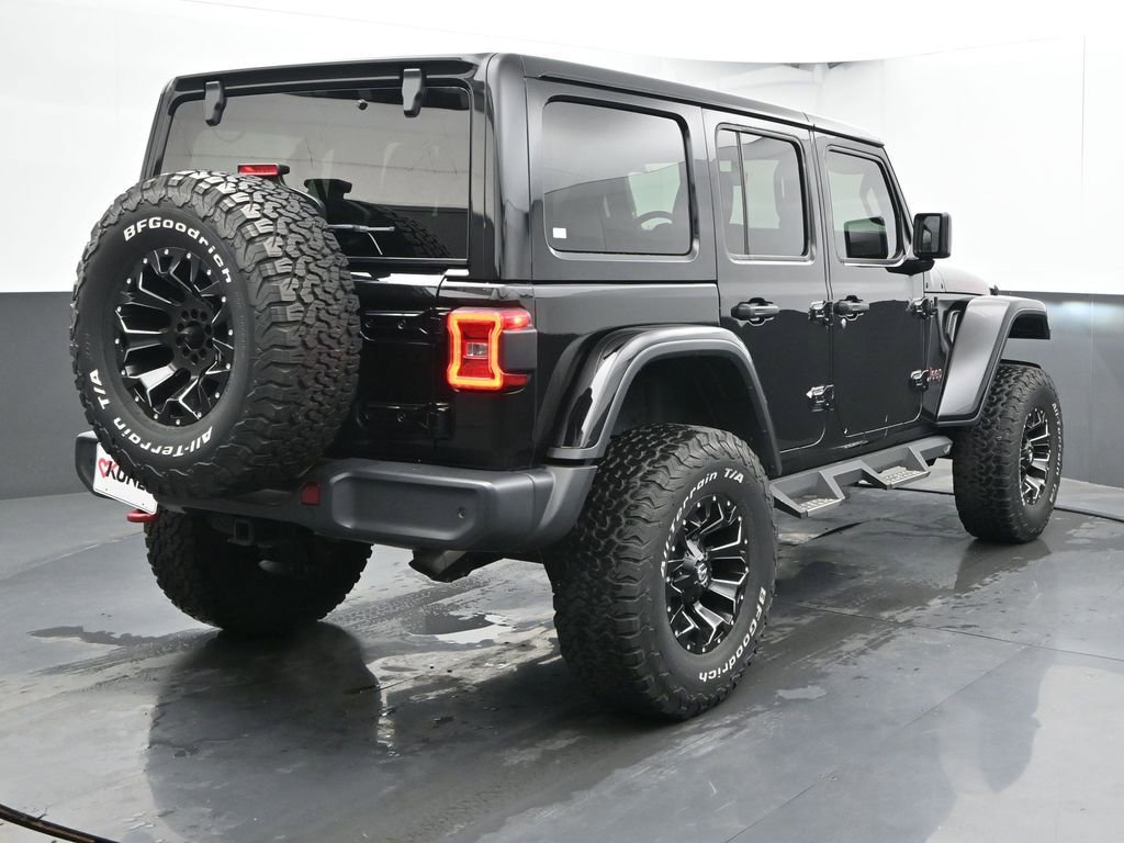 Used 2018 Jeep Wrangler Unlimited Rubicon w/ Dual Top Group AWD/4WD image 10