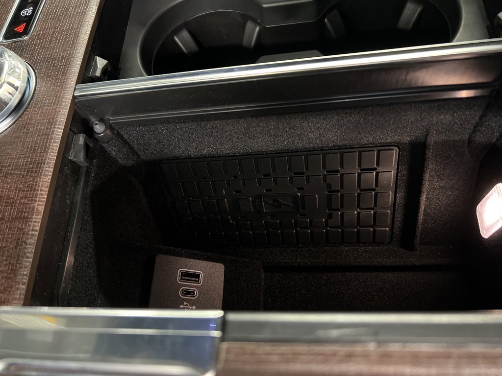 New 2026 Lincoln Navigator Reserve image 19