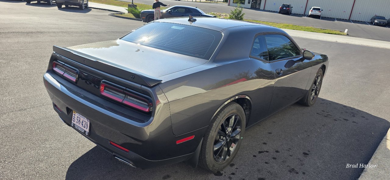 Used 2022 Dodge Challenger SXT w/ Driver Convenience Group image 5