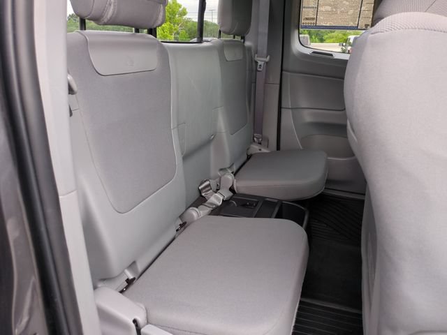 Used 2013 Toyota Tacoma PreRunner w/ SR5 Pkg RWD image 29
