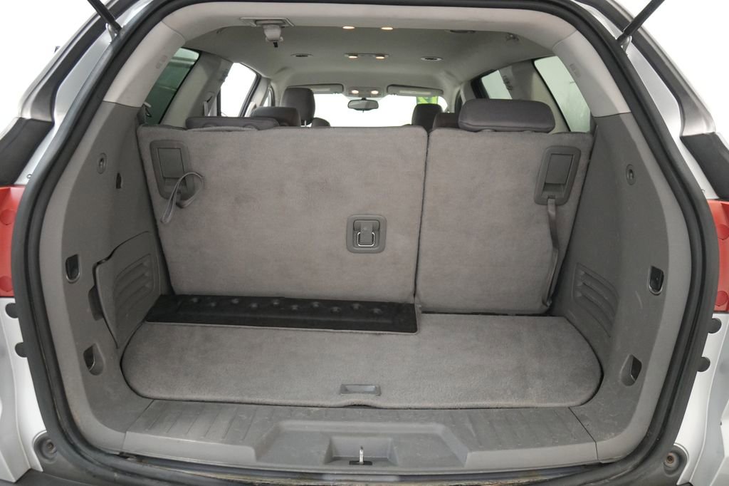 Used 2012 Chevrolet Traverse LS image 20