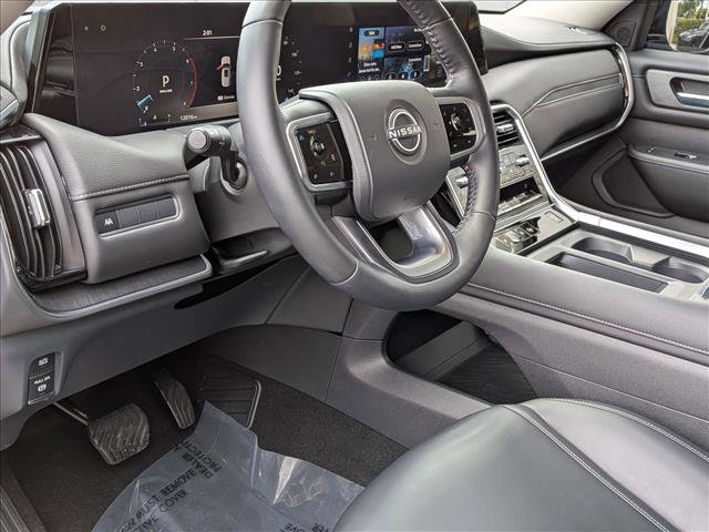 Used 2025 Nissan Armada SV image 9