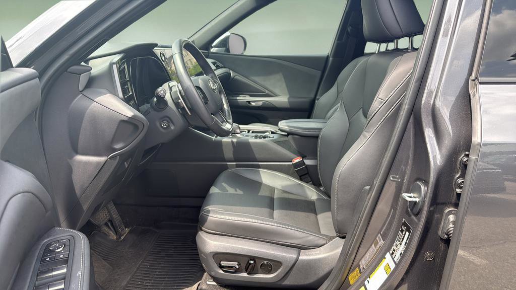 Used 2025 Lexus TX 350 AWD w/ Technology Package image 11