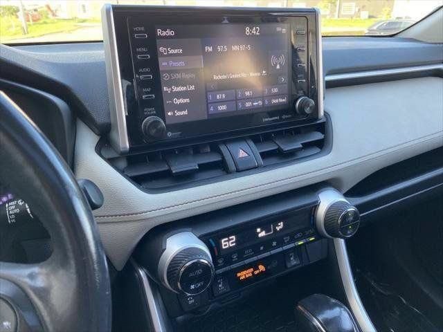 Certified 2019 Toyota RAV4 XLE w/ Convenience Package AWD/4WD image 97