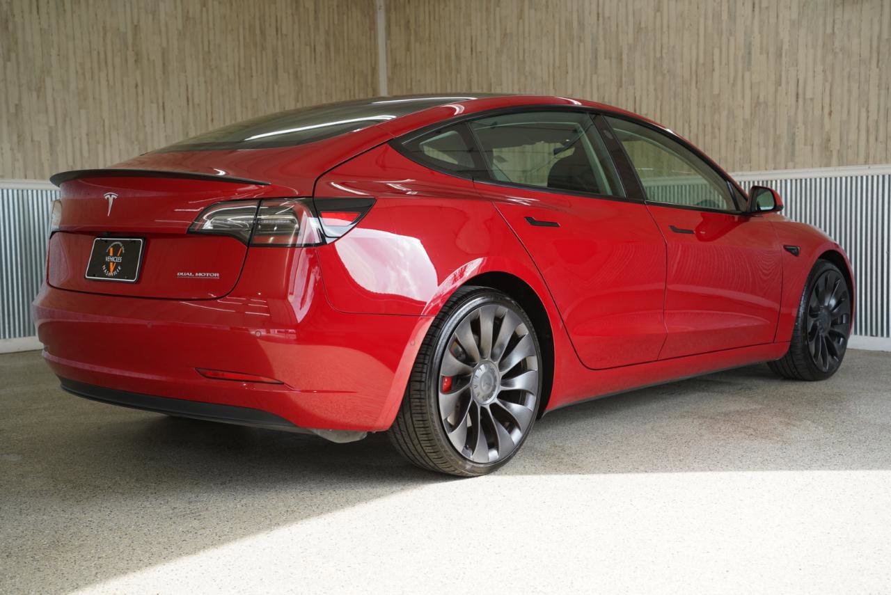 Used 2022 Tesla Model 3 Performance image 10