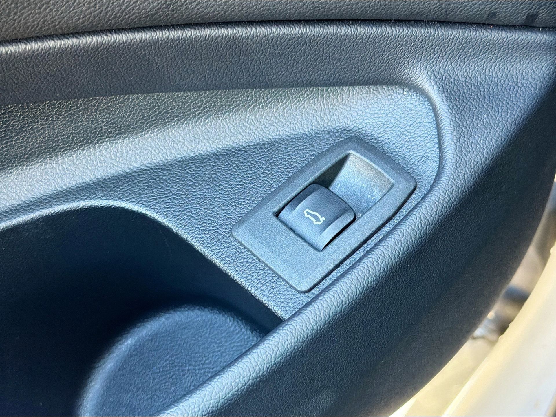 Certified 2025 BMW 430i Convertible image 15