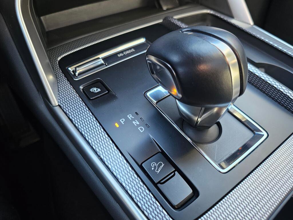 Certified 2024 MAZDA CX-90 Plug-In Hybrid w/ Premium Pkg image 41