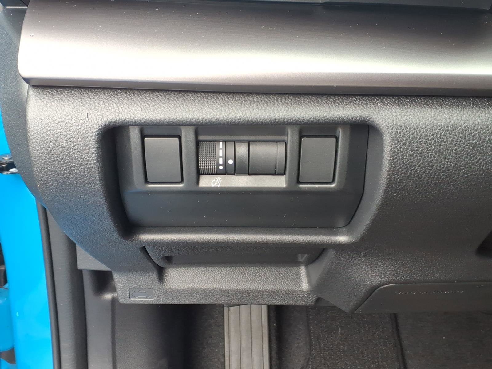 Certified 2025 Subaru Impreza 2.0i Sport AWD/4WD image 19